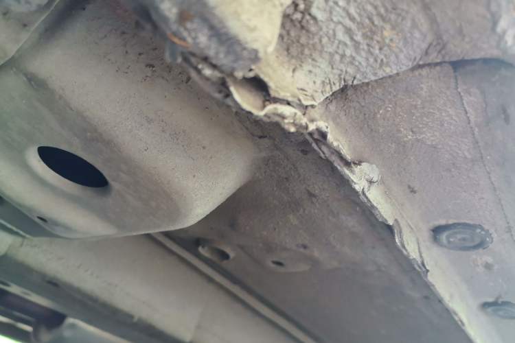 Used Chevrolet Cruze 2012 1.8L SE AT Chassis Front Left