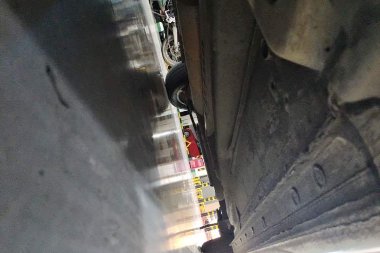 Used Chevrolet Cruze 2012 1.6T SE MT Chassis Front Left