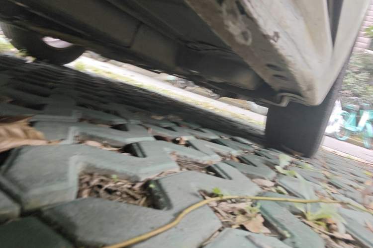 Used Chevrolet Cruze 2012 1.6L SE MT Chassis Front Right