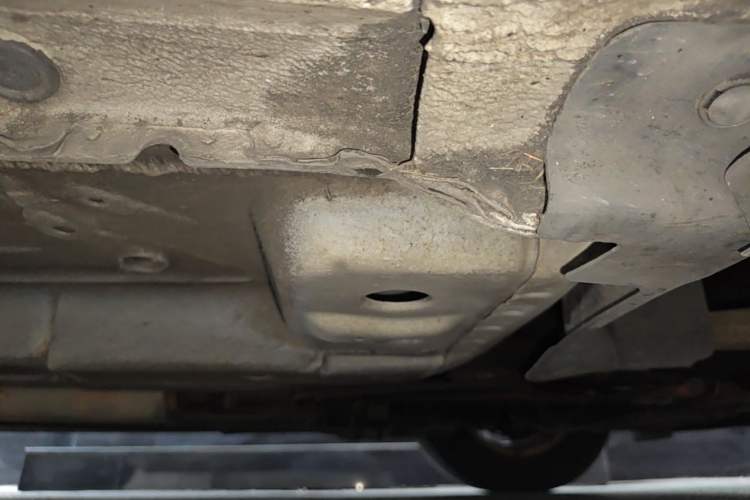 Used Chevrolet Cruze 2012 1.6L SL MT Chassis Front Right