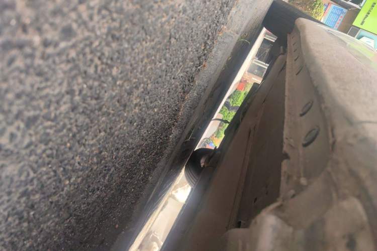 Used Chevrolet Cruze 2012 1.6L SE MT Chassis Front Right