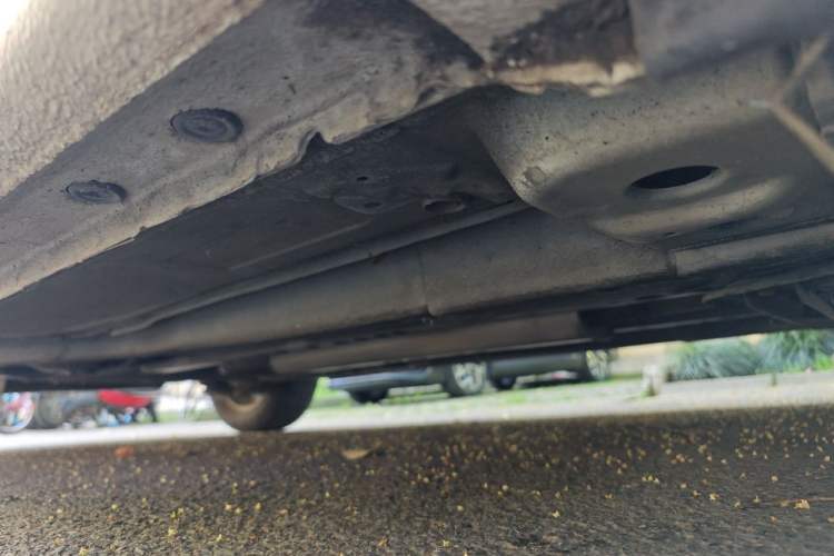 Used Chevrolet Cruze 2012 1.6L SL Grand Edition Manual Transmission Chassis Front Right