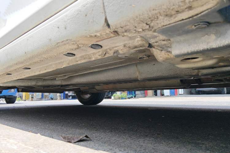 Used Chevrolet Cruze 2012 1.8L SE AT Chassis Front Right
