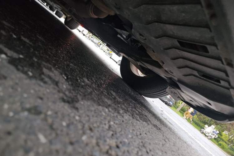 Used Chevrolet Cruze 2012 1.6L SE MT Chassis Front