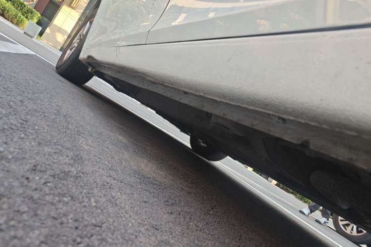 Used Chevrolet Cruze 2012 1.6L SL MT Chassis Rear Left