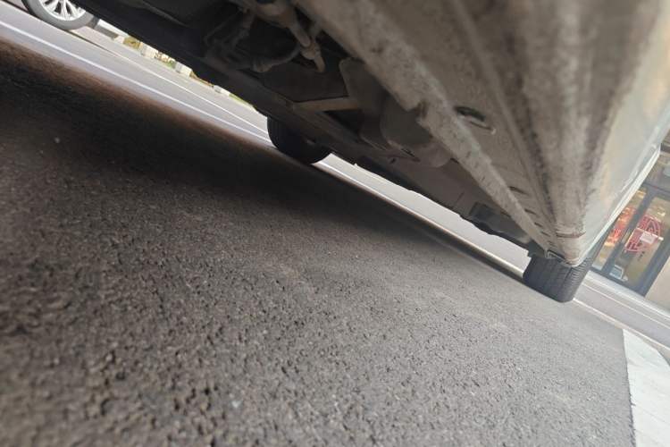 Used Chevrolet Cruze 2012 1.6L SL MT Chassis Rear Right