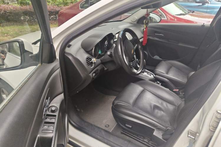 Used Chevrolet Cruze 2012 1.8L SX Automatic Transmission Driver Seat