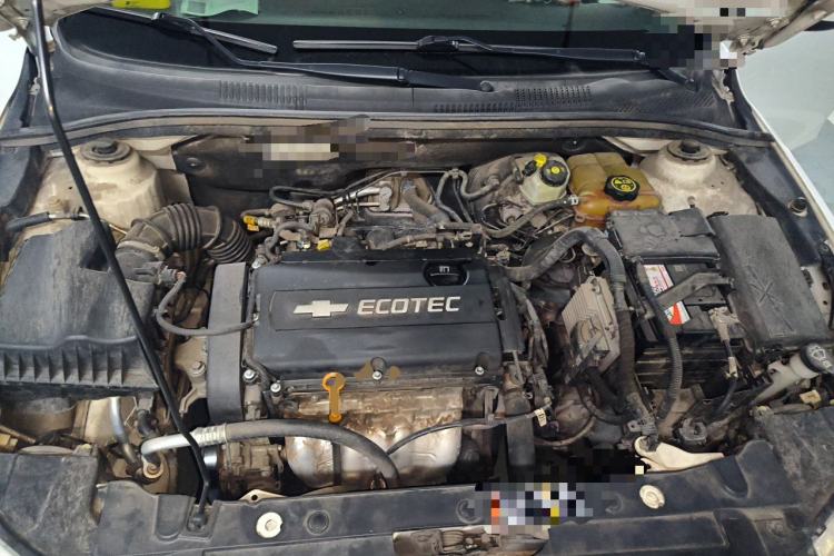 Used Chevrolet Cruze 2012 1.6L SE MT Engine Bay