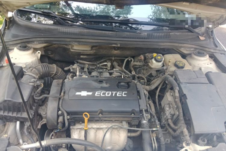 Used Chevrolet Cruze 2012 1.8L SE AT Engine Bay