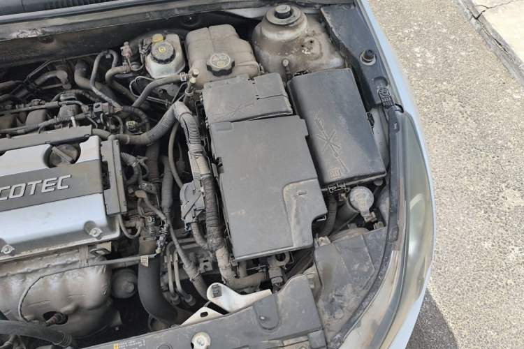 Used Chevrolet Cruze 2012 1.8L SE AT Engine Bay Left