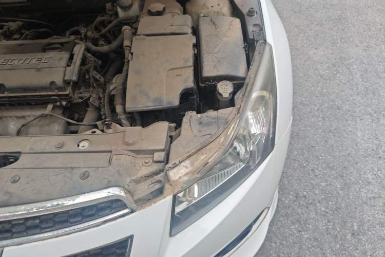 Used Chevrolet Cruze 2012 1.6L SE Automatic Engine Bay Left