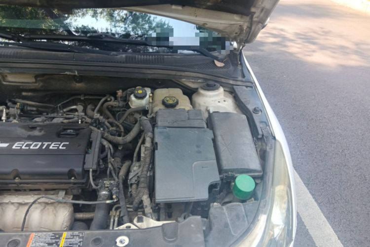Used Chevrolet Cruze 2012 1.8L SE AT Engine Bay Left