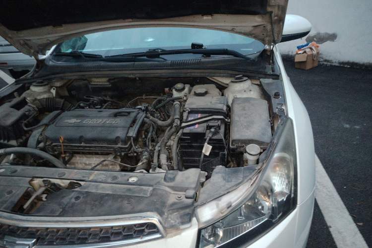 Used Chevrolet Cruze 2012 1.6L SE Automatic Engine Bay Left
