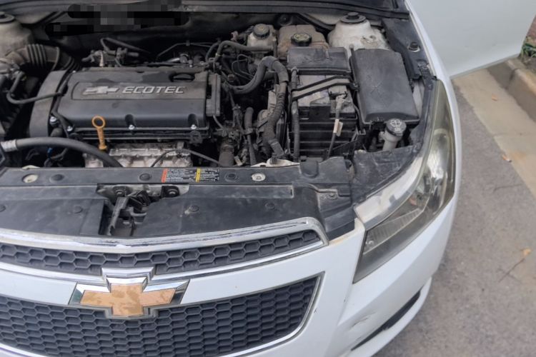 Used Chevrolet Cruze 2012 1.8L SE AT Engine Bay Left