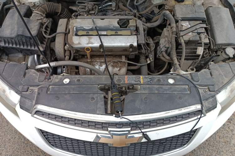 Used Chevrolet Cruze 2012 1.6L SE MT Engine Bay