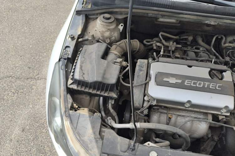 Used Chevrolet Cruze 2012 1.8L SE AT Engine Bay Right