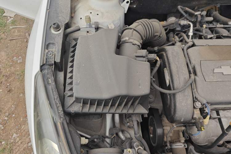 Used Chevrolet Cruze 2012 1.8L SE AT Engine Bay Right