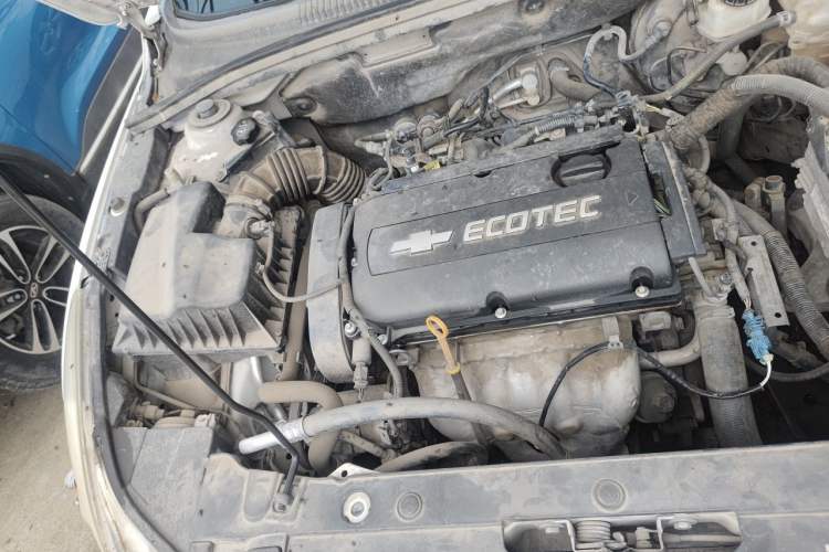 Used Chevrolet Cruze 2012 1.6L SL Grand Edition Manual Transmission Engine Bay Right