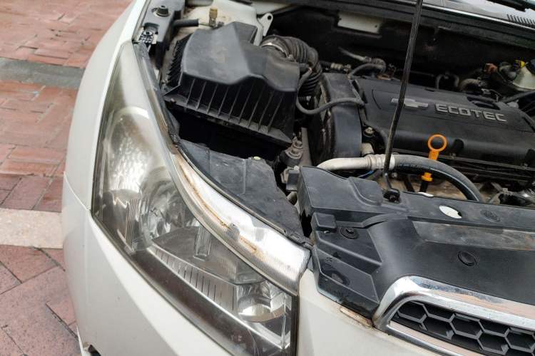 Used Chevrolet Cruze 2012 1.6L SL Grand Edition Automatic Engine Bay Right