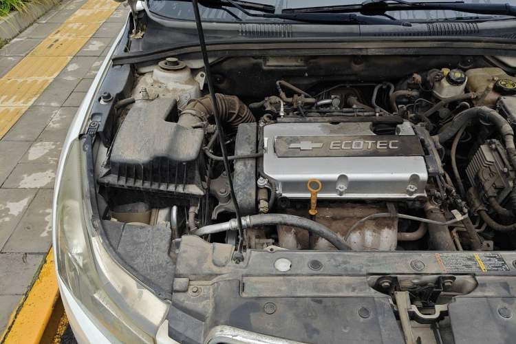 Used Chevrolet Cruze 2012 1.8L SE AT Engine Bay Right