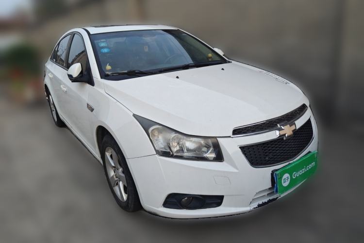 Used Chevrolet Cruze 2012 1.6L SE MT Front Right 45 Deg