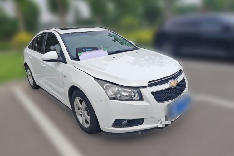 Used Chevrolet Cruze 2012 1.6L SE MT Front Right 45 Deg