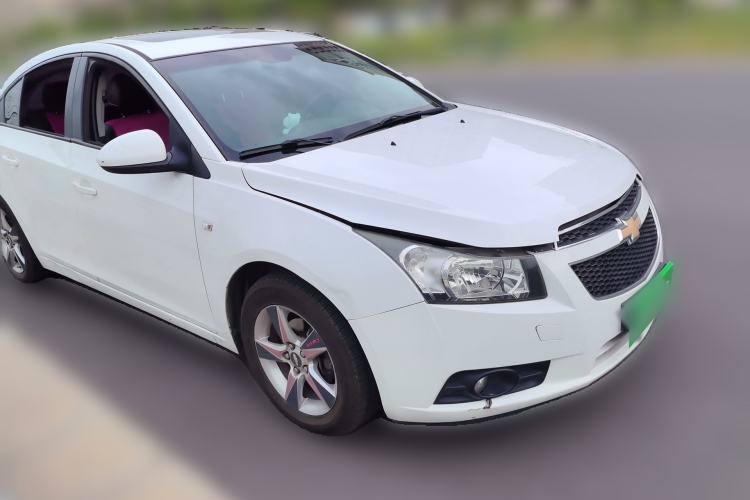 Used Chevrolet Cruze 2012 1.8L SE AT Front Right 45 Deg