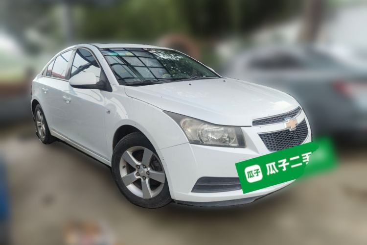 Used Chevrolet Cruze 2012 1.6L SL Grand Edition Manual Transmission Front Right 45 Deg