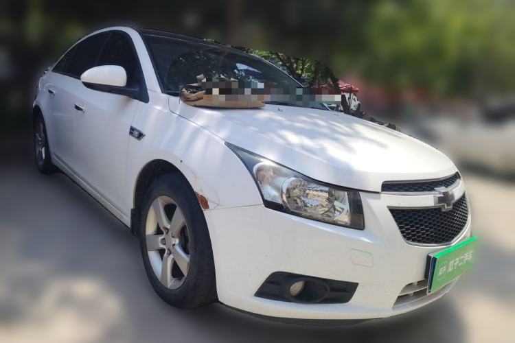 Used Chevrolet Cruze 2012 1.8L SE AT Front Right 45 Deg