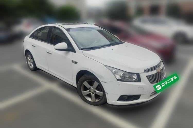 Used Chevrolet Cruze 2012 1.8L SE AT Front Right 45 Deg
