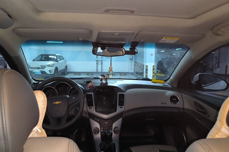 Used Chevrolet Cruze 2012 1.6L SE MT Headliner