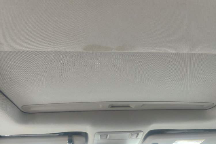 Used Chevrolet Cruze 2012 1.6L SE MT Headliner