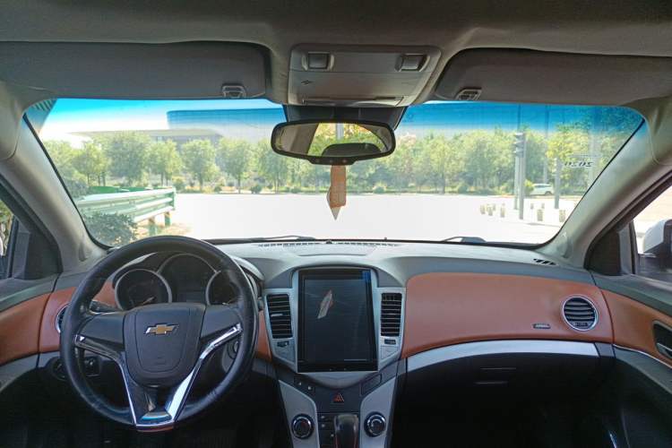 Used Chevrolet Cruze 2012 1.8L SE AT Headliner