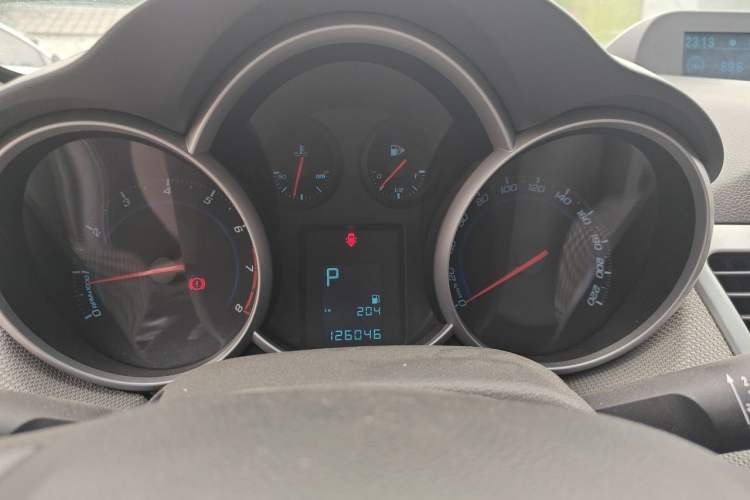 Used Chevrolet Cruze 2012 1.8L SE AT Instrument Cluster