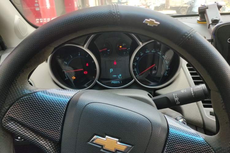 Used Chevrolet Cruze 2012 1.8L SE AT Instrument Cluster