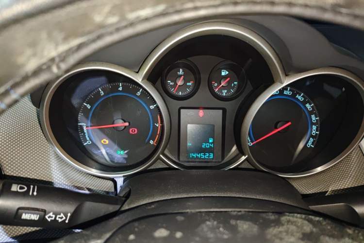 Used Chevrolet Cruze 2012 1.6L SE MT Instrument Cluster