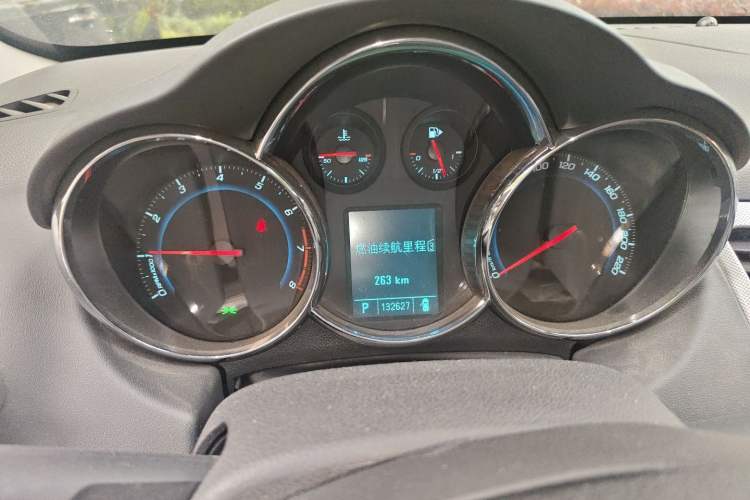 Used Chevrolet Cruze 2012 1.8L SX Automatic Transmission Instrument Cluster