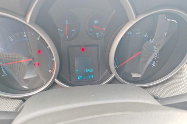 Used Chevrolet Cruze 2012 1.6L SE MT Instrument Cluster