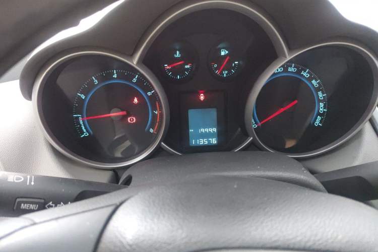 Used Chevrolet Cruze 2012 1.6L SL Grand Edition Manual Transmission Instrument Cluster