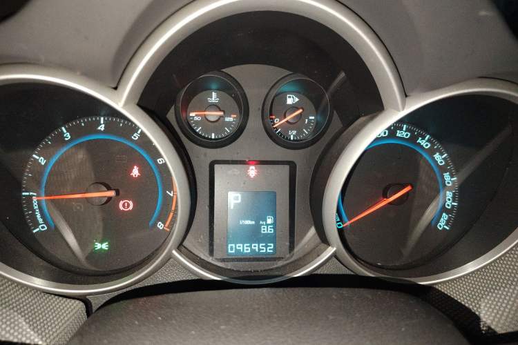 Used Chevrolet Cruze 2012 1.6L SE Automatic Instrument Cluster