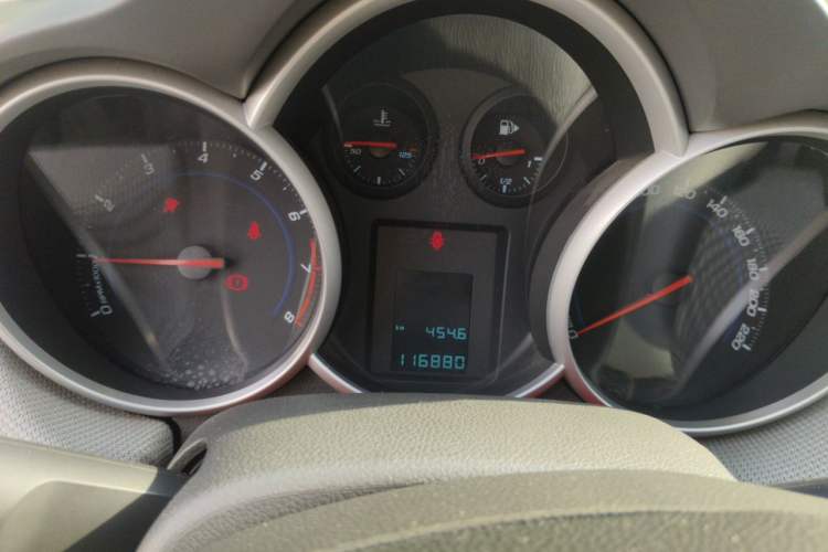 Used Chevrolet Cruze 2012 1.6L SE MT Instrument Cluster