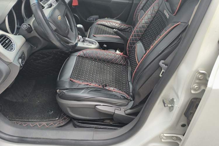Used Chevrolet Cruze 2012 1.8L SE AT Left Front Seat