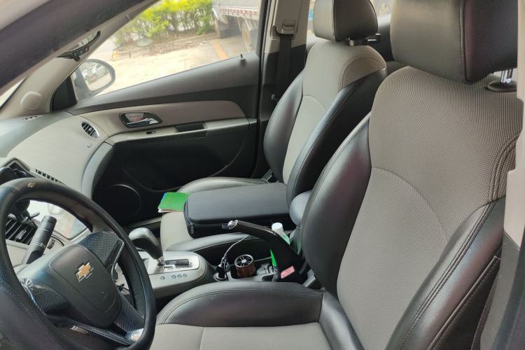 Used Chevrolet Cruze 2012 1.8L SE AT Left Front Seat