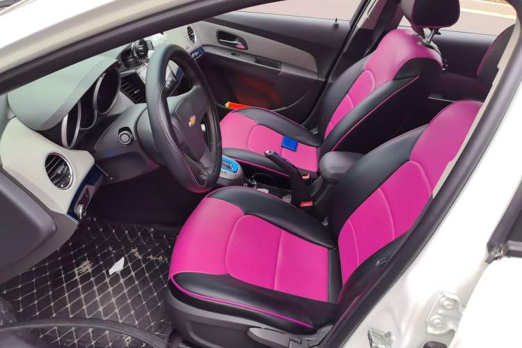 Used Chevrolet Cruze 2012 1.8L SE AT Left Front Seat
