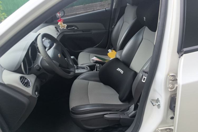 Used Chevrolet Cruze 2012 1.8L SE AT Left Front Seat