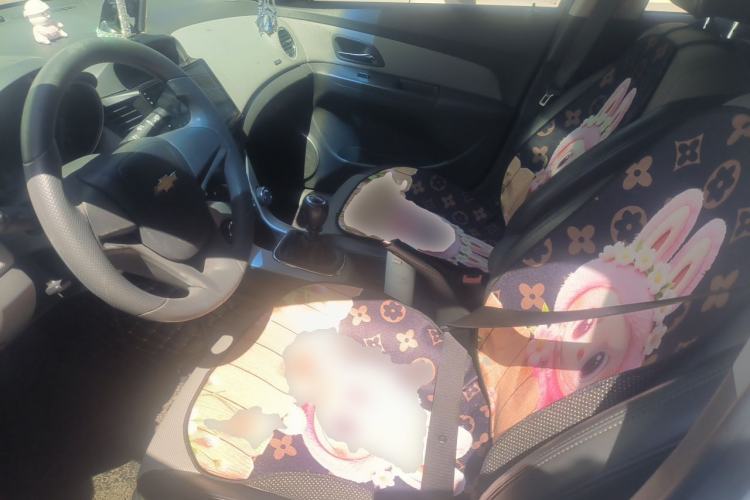 Used Chevrolet Cruze 2012 1.6L SE MT Left Front Seat