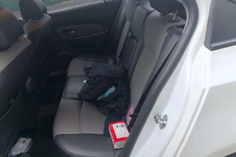 Used Chevrolet Cruze 2012 1.8L SE AT Left Rear Seat