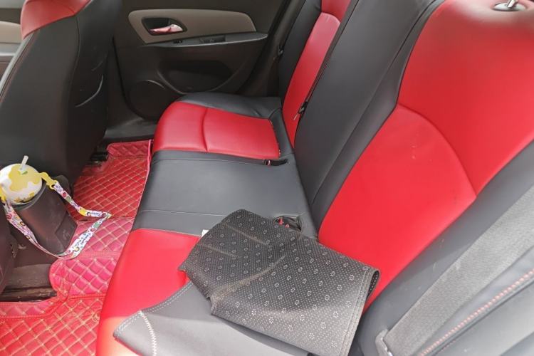 Used Chevrolet Cruze 2012 1.6L SL MT Left Rear Seat