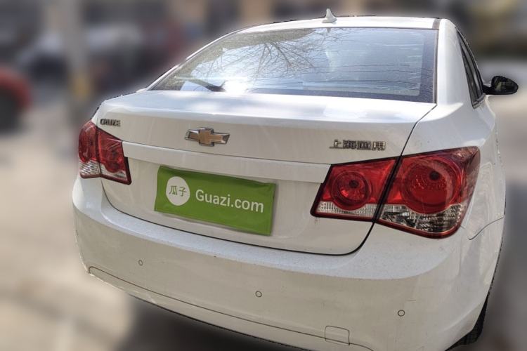 Used Chevrolet Cruze 2012 1.8L SE AT Rear
