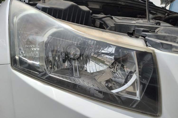 Used Chevrolet Cruze 2012 1.8L SE AT Right Front Headlight